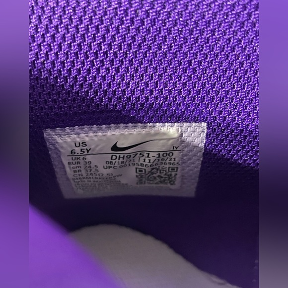 COPY - Nike Dunk High Purple (GS) Size 6.5Y / 8 women’s - Picture 6 of 8